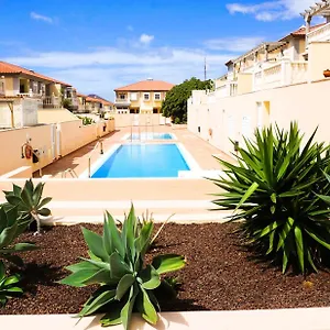 Casa La Sonrisa Shared House Guest house